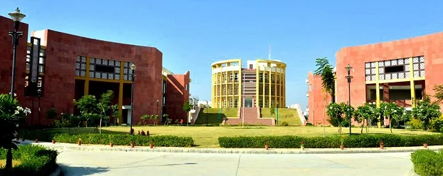 JK Lakshmipat University
