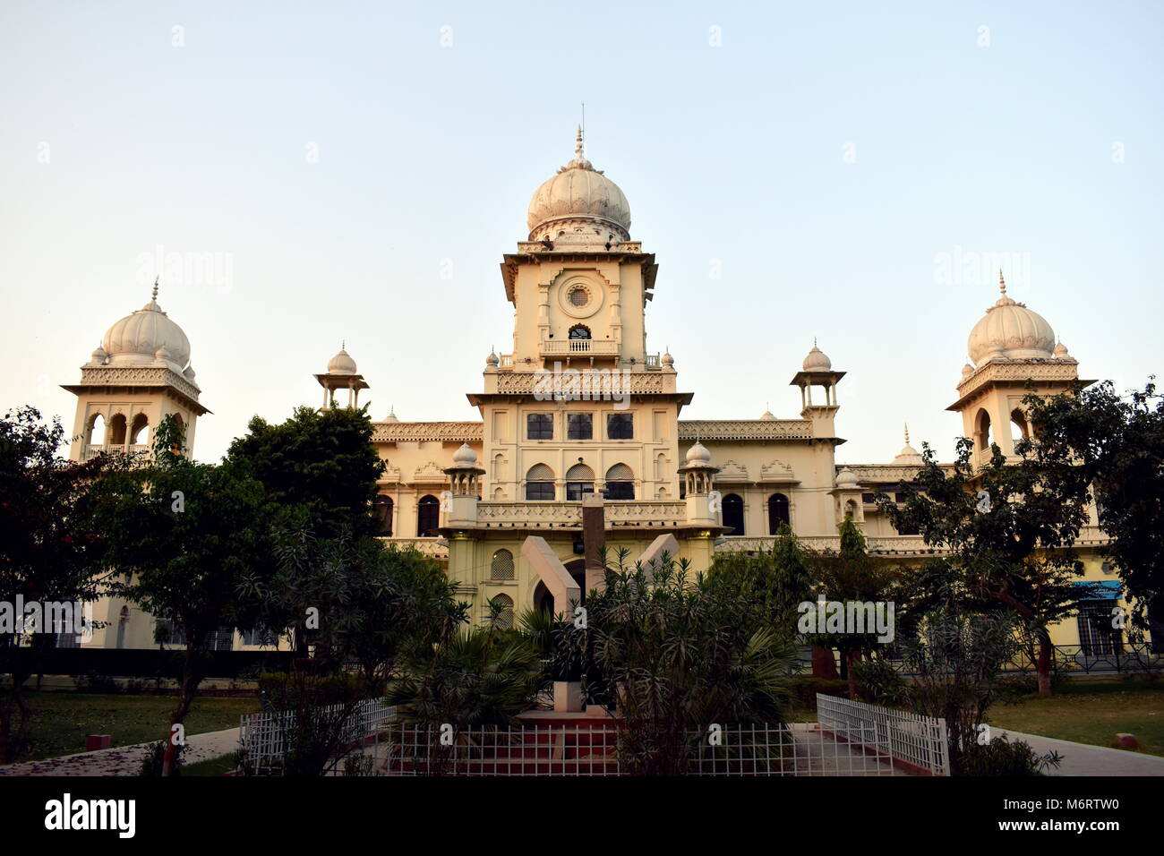 University of Lucknow campus