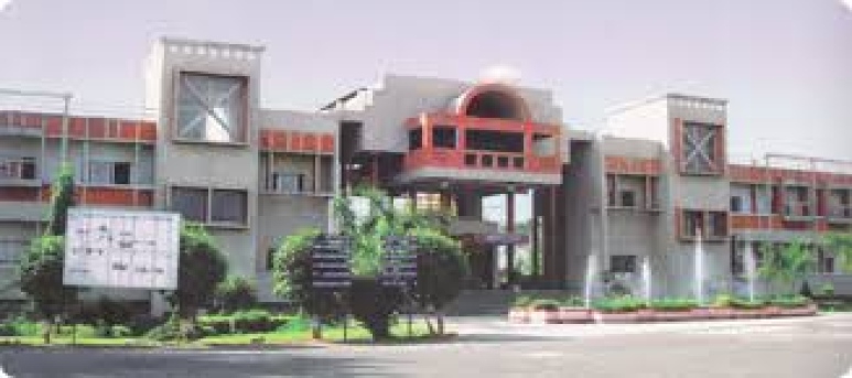 Yeshwantrao Chavan College of Engineering campus