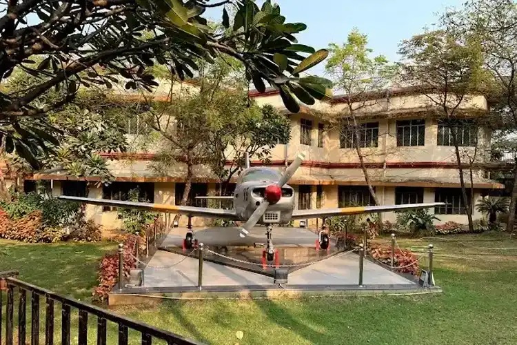 ramdeobaba university image