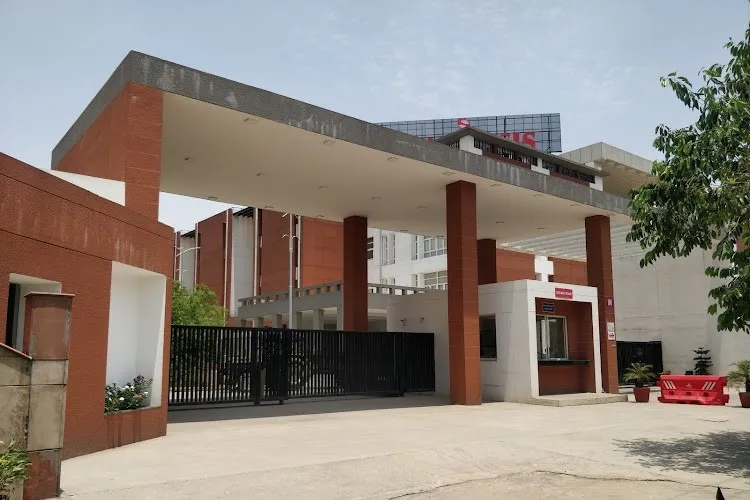 Symbiosis Centre for Management Studies campus