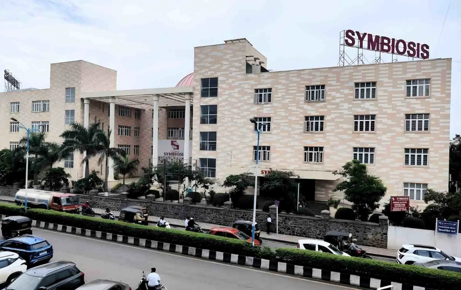 Symbiosis Law School Pune campus