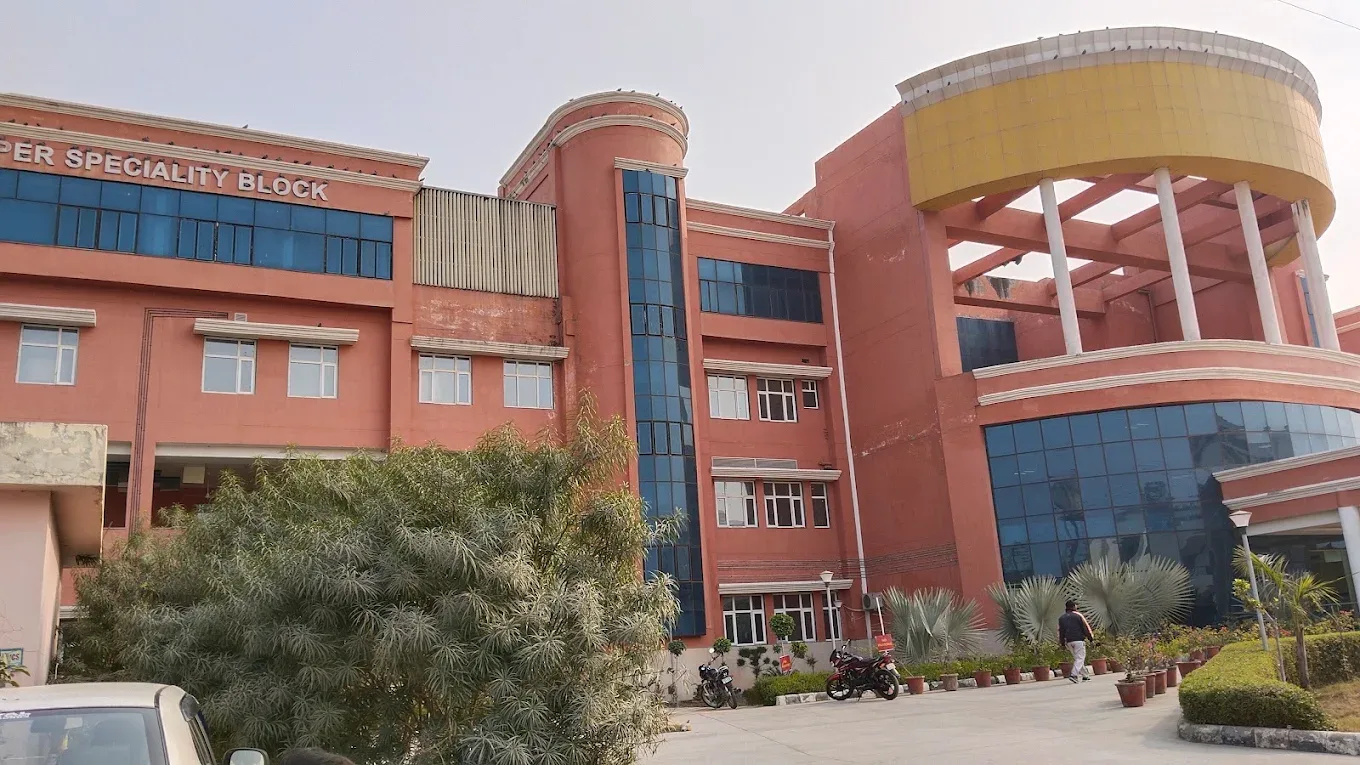 Lala Lajpat Rai Memorial Medical College (LLRM) image