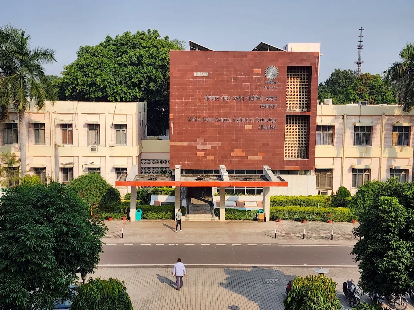 Motilal Nehru National Institute of Technology image