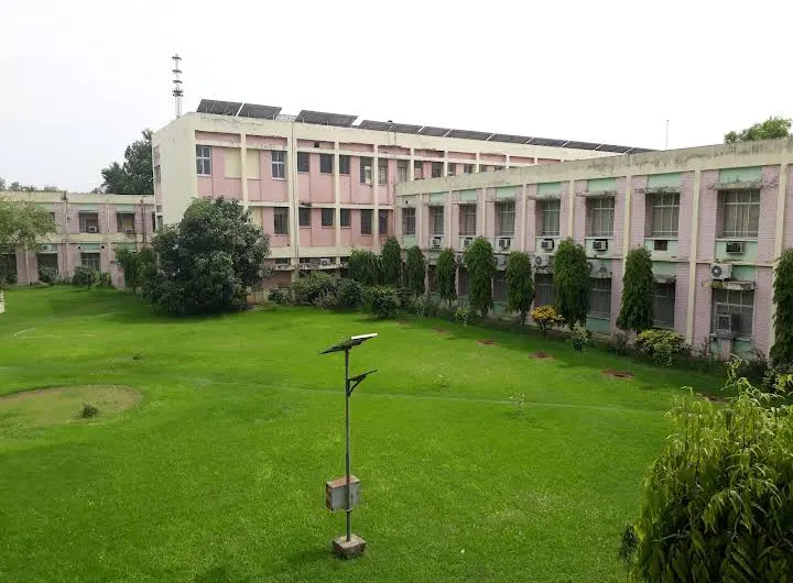 Motilal Nehru National Institute of Technology image