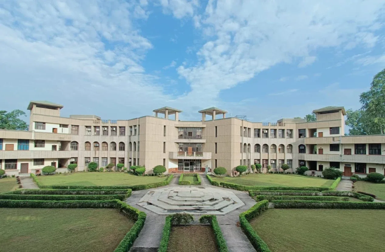 Sardar Vallabhbhai Patel University of Agriculture & Technology image