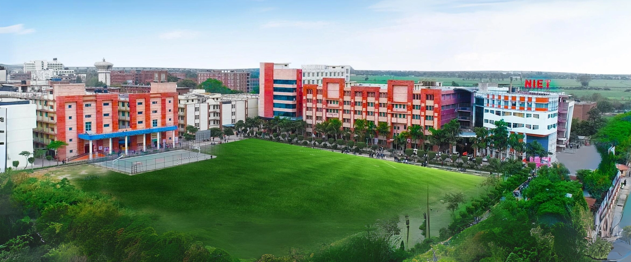 Noida Institute of Engineering & Technology campus